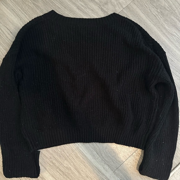 Sweater - Picture 3 of 3